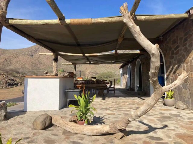daybreak-namibia-lodge-slider-3