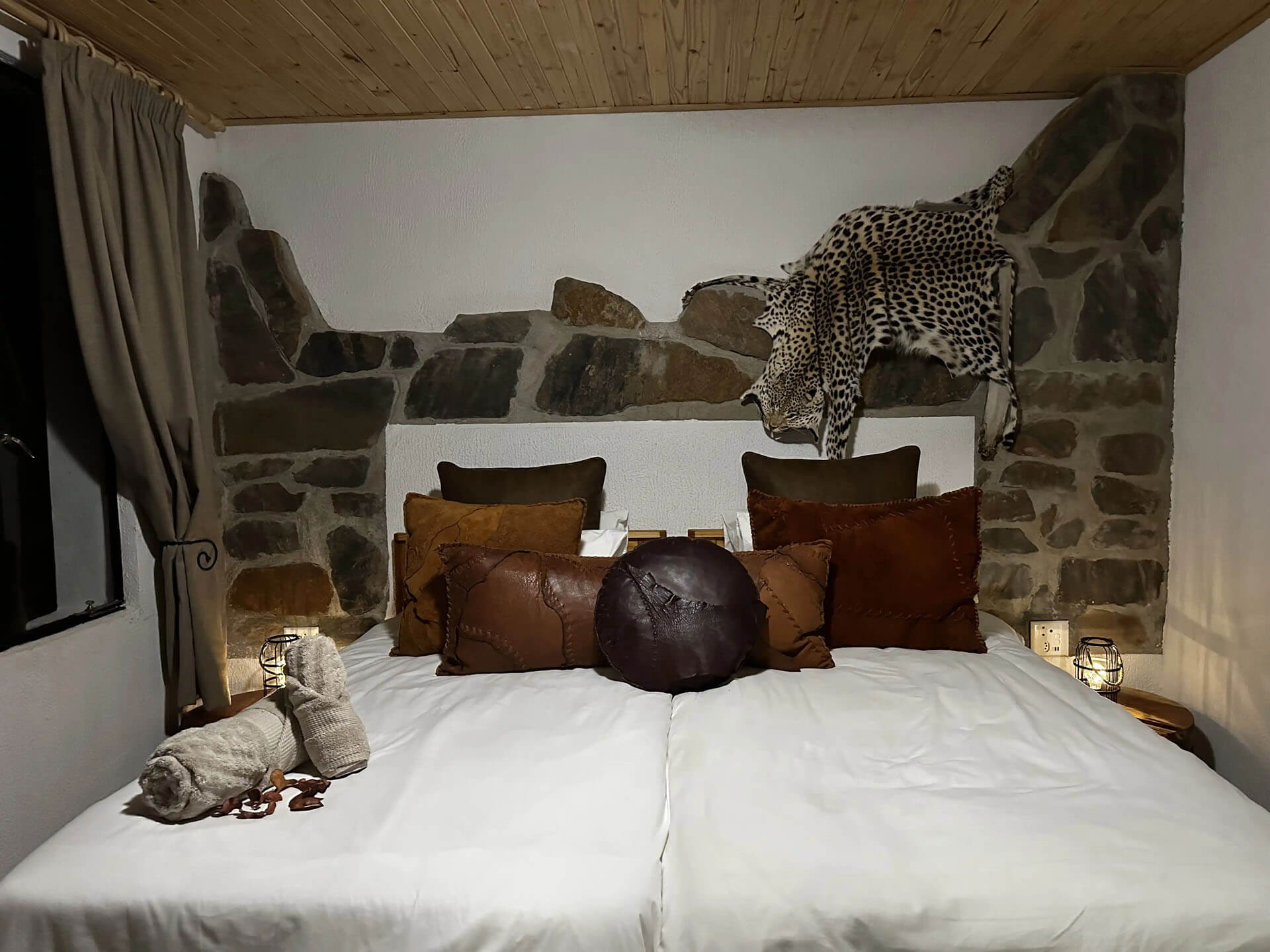 Leopard room